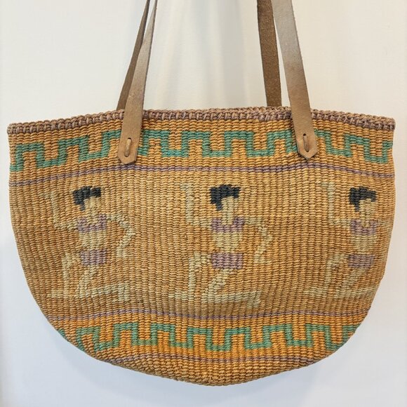 Vintage Handbags - Vintage sisal market tote